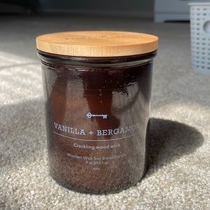 Threshold Vanilla +Bergamot Candle